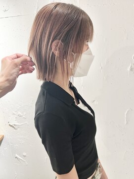 ラミエ バイ メルト 吉祥寺(lamie by melt) *滝田*大人気切りっぱなしボブハイトーンミルクティーベージュ