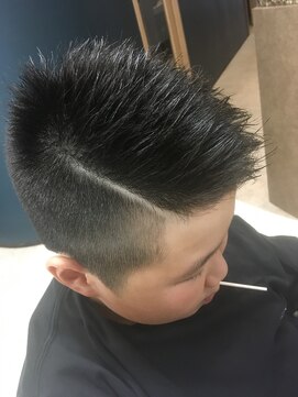 ヘアサロンアンドヘアメイクディー(hair salon hair make D) 仙台D キッズベリーショート×短髪×サイドフェードstyle