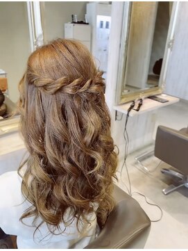 アイボリードット(ivory.) ヘアアレンジ