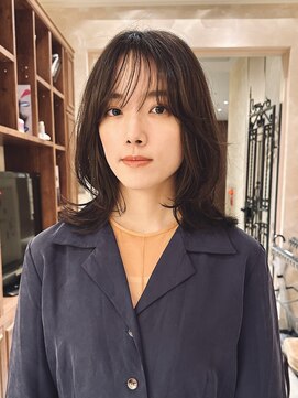 ビュートリアム265(BEAUTRIUM 265) ミディアムレイヤー/レイヤーカット/アッシュ/くびれヘア/銀座