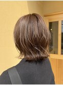 “くびれ感,,レイヤーボブカット×ナチュラルブラウン
