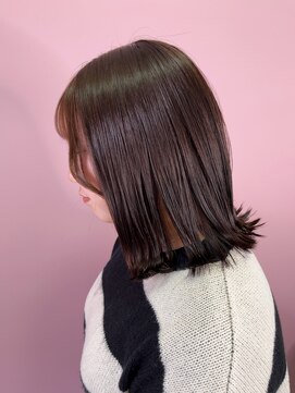 ニエンテセカンド(NIENTE 2nd) 外はねボブ