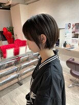 コワファーストナガサキシャンプーボーイ(COIFF1RST NAGASAKI SHAMPOO BOY)&nbsp;大人ショートボブ丸みショートカットマッシュショート前髪あり