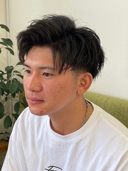 ルートヘアー(ROUTE HAIR)の写真/自宅での再現性を重視し提案！今流行りのツイスパやフェード、WAXなしでもキマる束感カットなど変幻自在◎