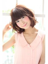 クィーンズガーデンバイケーツーギンザ(QUEEN’S GARDEN by K two GINZA)&nbsp;[K-two銀座]大人のひし形フォルムふんわり小顔ミディアム