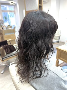 ロッコ 船橋駅(Rocco) ウルフカット　ウェーブパーマ　レイヤーパーマ　船橋駅