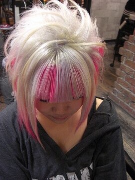 トリックストア(TRICK STORE) ヴィジュアル系ヘアー。