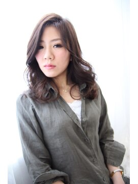 ヘアデザイン ラポール 茨木店(hair design Rapport) イルミナカラーで透明感ある外国人風グレージュ