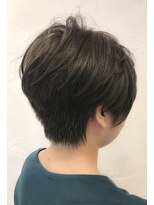 ウィロー(WILLOW)&nbsp;【WILLOW】すきバサミを使わない美フォルムショート(井下貴史)