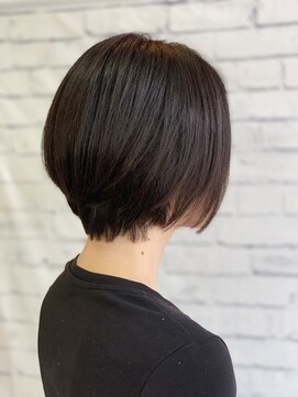 ヘアークラフトアルテサーノ(Hair craft Artesano) ショートボブ