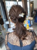 大人可愛い20代30代ポニーテール編み込み結婚式ヘアアレンジ中島