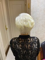 美容室 ティンカーベル グレーヘア