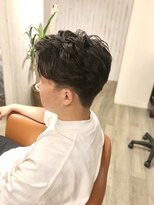 アンプリュス リアン(1+ Unplus lien)&nbsp;アップバングポイントパーマツーブロック刈り上げショート/亀戸