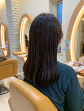 アドラーブル けやき通り店(adorable) ツヤ感カラー【ラベージュ】10代20代30代