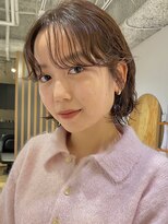 ノイカーム(noi Calm)&nbsp;顔周りレイヤーカットくびれヘアミルクティーベージュカラー