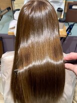 キートスバイガーランド (Kiitos by Garland) サラ艶ロングアッシュブラウンベージュ髪質改善やわらか縮毛矯正