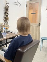 ホンネ(honne.)&nbsp;ブロンドベージュ×レイヤーボブ