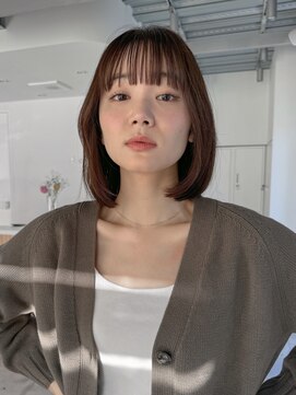 タス(tas) 内巻き長めボブ 似合わせ顔周りカット顔まわりレイヤーカット