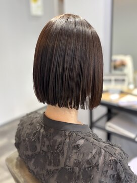 この冬オススメ☆【髪質改善縮毛矯正×ボブ】トリートメント