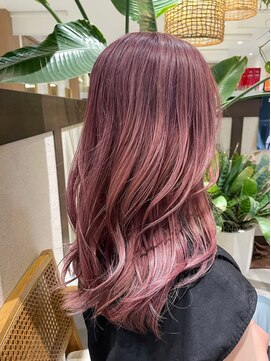 コスタエストオブリシェール(COSTA EST of RICHAIR) ピンクベージュスタイル