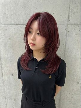 ピヨン 心斎橋(piLLon) ワンホンレイヤー×レッドカラー