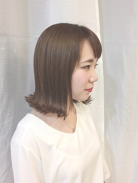 ヘアアンドメイク ムーア(Muuua) パッツン外ハネボブ