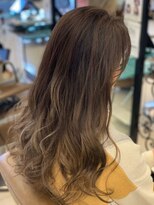 ミーティア バイ クアトロ(Meteor By QUATRO)&nbsp;透明感たっぷりグラデーション