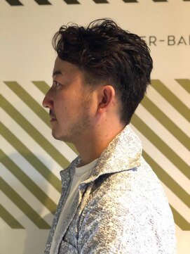 バーバーバー アカバネ(BARBER-BAR AKABANE) 大人のリバーススタイル【BARBER-BAR】