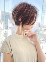 大人美人ショートボブハイライト透明感カラーイルミナカラー