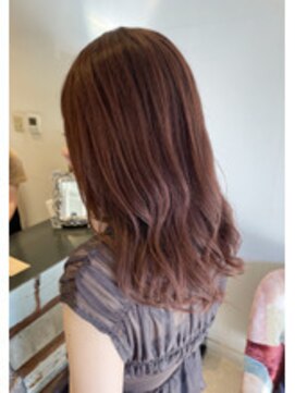 ゴッソ(gosso) salonstyleイルミナカラーアッシュピンク