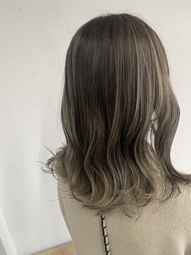 ムニ(MUNI) ＊バレイヤージュ×グレージュ＊