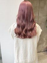 イル(ill)&nbsp;ピンク ベージュ くすみ ブリーチ