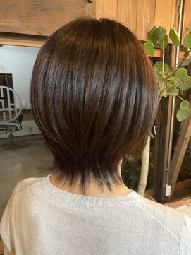 リアン(Lien) 小顔ウルフレイヤー丸みショート