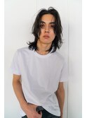 レイヤーにパーマでニュアンスをつけたグランジヘアースタイル