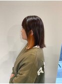 ダーク×オレンジのコントラスト