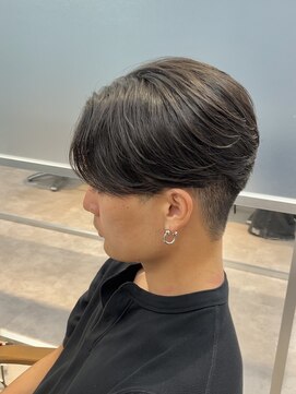 ジーナ 天神(Zina) 【Zina】メンズ/韓国/センターパート/縮毛矯正/福岡/天神/大名