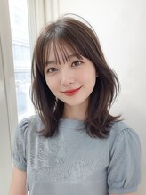ヘアーアンドファッションシオミエイチ (hair＆fashion shiomi H) ミディアムレイヤーカット×くびれヘア