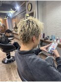 ツンツン金髪スパイキーショート10代20代