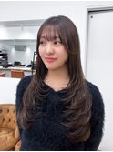 レイヤーカット ハッシュカット 顔周りカット