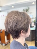 シュヴー 築地(CHEVEUX)&nbsp;好印象！お手入れ簡単明るいショートボブ白髪ぼかし