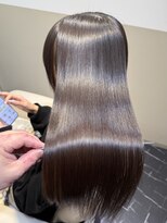 ウル プラス シア(ulu + sia) あなた史上最高の美髪へ【髪質改善】