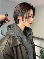 エン 三島(en)&nbsp;コンパクトショート/ショートボブ/髪質改善/センターパート/三島