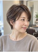 大人女性の丸みショートグラレイヤー