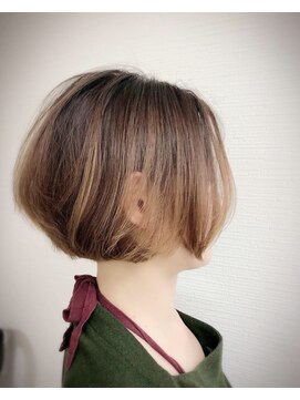 ボンヌ ヴォロンテ(BONNE VOLONTE) 美ラインボブ