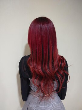 ニーナ ビューティーサロン(NINA Beauty Salon) 派手髪!レッドカラー
