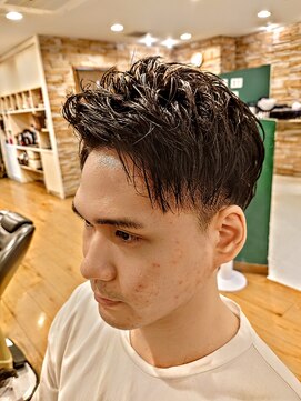 コダマ 茗荷谷店(KODAMA) 〈理容室〉床屋/バーバー/丸の内線/茗荷谷駅/メンズカット