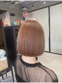 ピンクベージュ