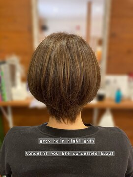 ピールアーク(peal ark) 白髪ぼかしハイライトベージュカラーコンパクトショート