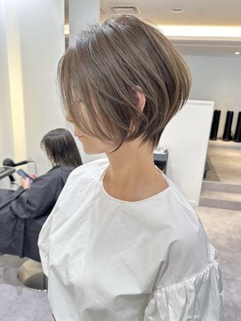 バンプ ギンザ(BUMP GINZA) 30代/40代/50代/前下がりショートボブ×透明感カラー【NAYUMI】