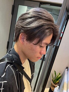 アイコニック 天神店(ICONIQ) メンズ/ショート/アッシュシルバー